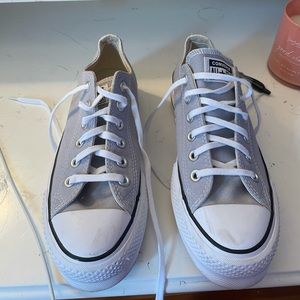 Grey platform converse